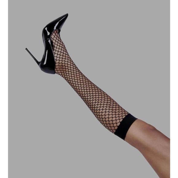 Women's Fishnet Ankle Socks - Stylish Black Stockings - Picture 1 of 5